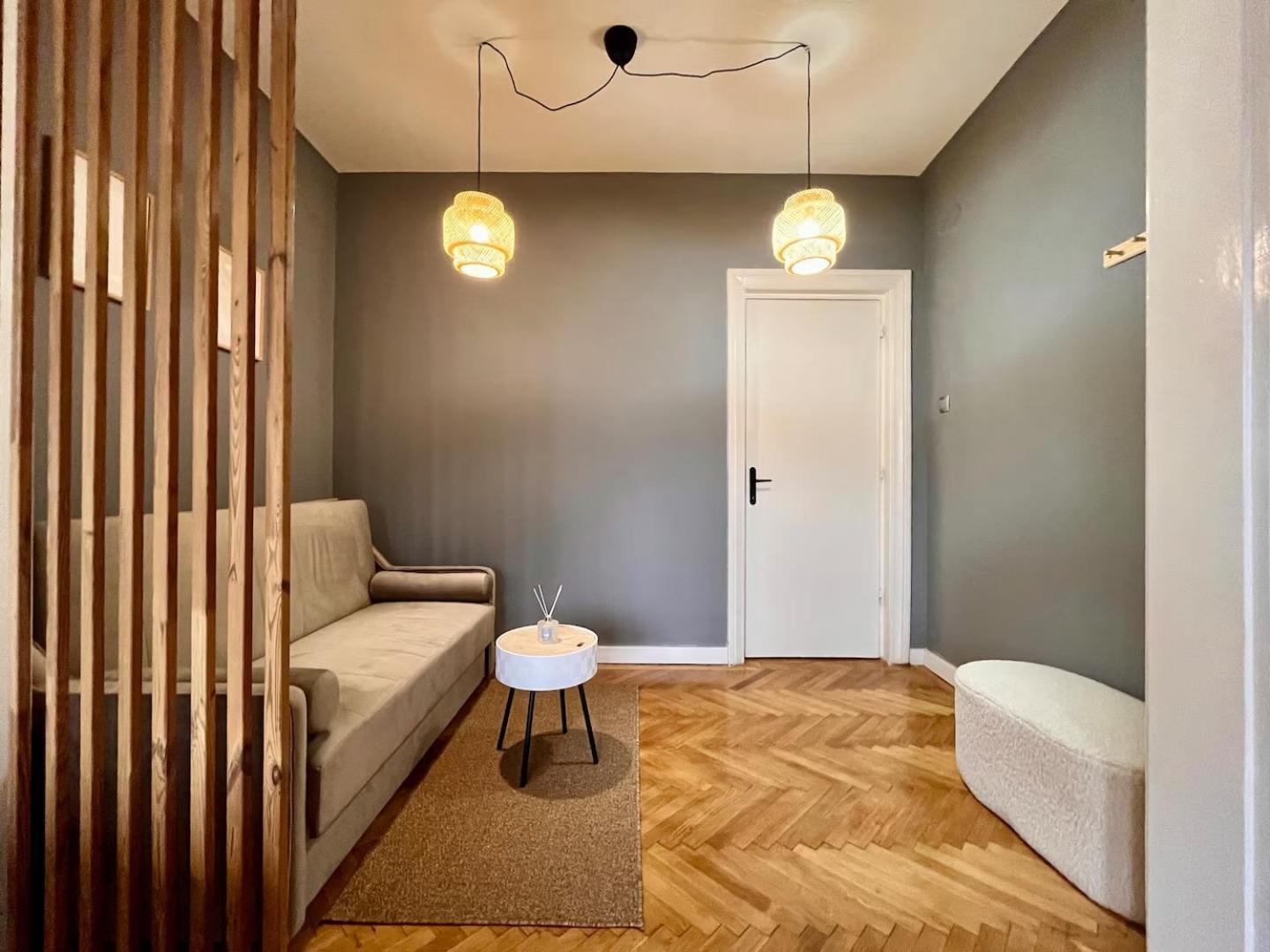 Woodie Studio With Premium Comfort By Piata Unirii บูคาเรสต์ ภายนอก รูปภาพ